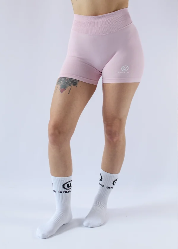 Dámske športové šortky ULTIMA.LAB v ružovej farbe – elastické krátke nohavice na cvičenie, jogu a fitness, pohodlný materiál, moderný dizajn.